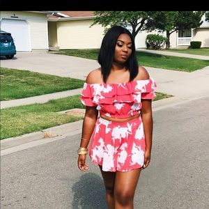 2 piece , floral crop top and high waist shorts